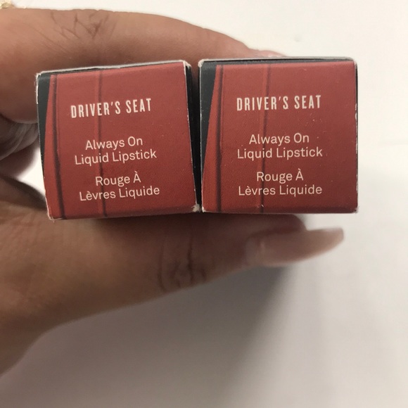 Two new smashbox always on liquid lipstick - Picture 3 of 4